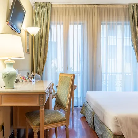 Majestic Toscanelli Отель 4*