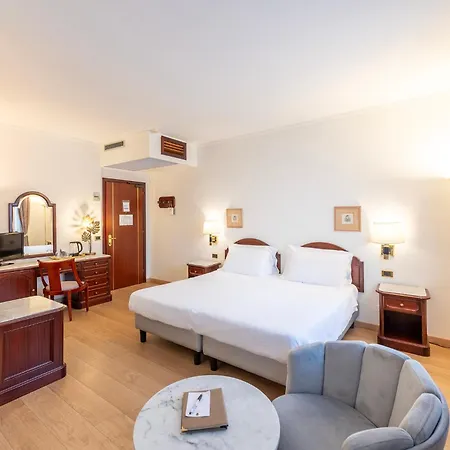 Majestic Toscanelli ホテル 4*