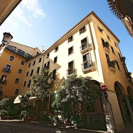 Majestic Toscanelli Отель