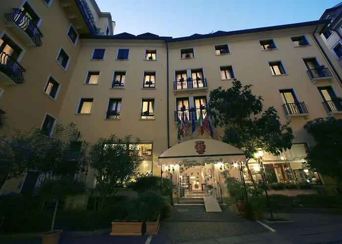 Majestic Toscanelli 酒店 4*