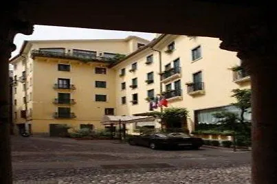 Majestic Toscanelli 호텔 4*