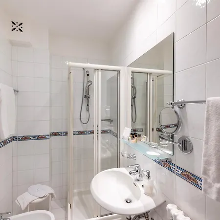 Majestic Toscanelli Otel