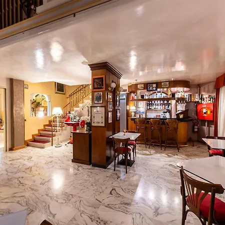 Majestic Toscanelli ホテル