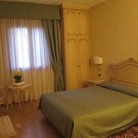 Majestic Toscanelli Hotel 4*