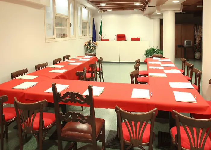 Majestic Toscanelli فندق